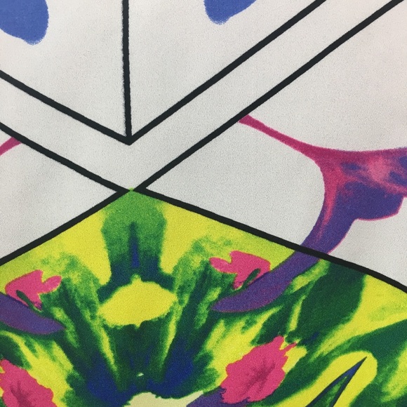 Cold Shoulder Abstract Button Down Blouse - Picture 5 of 6